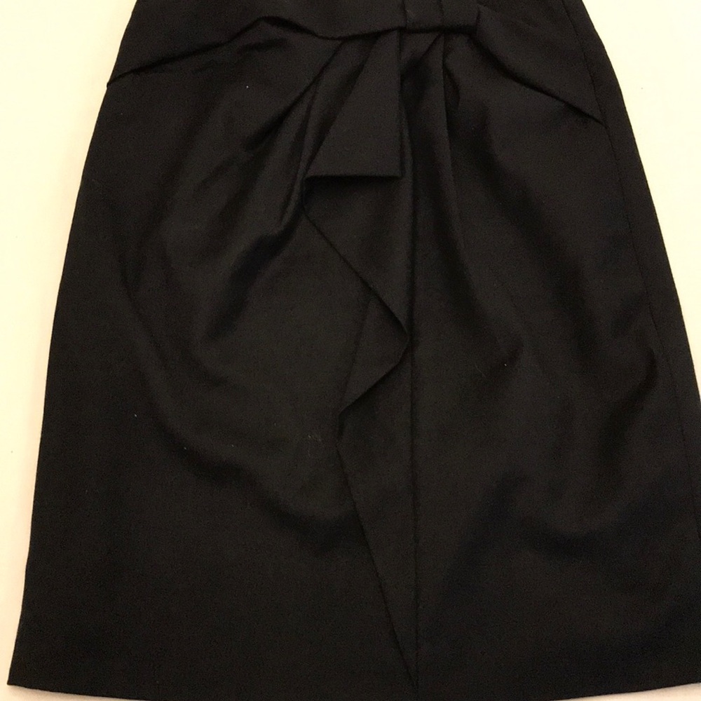 Banana Republic black skirt